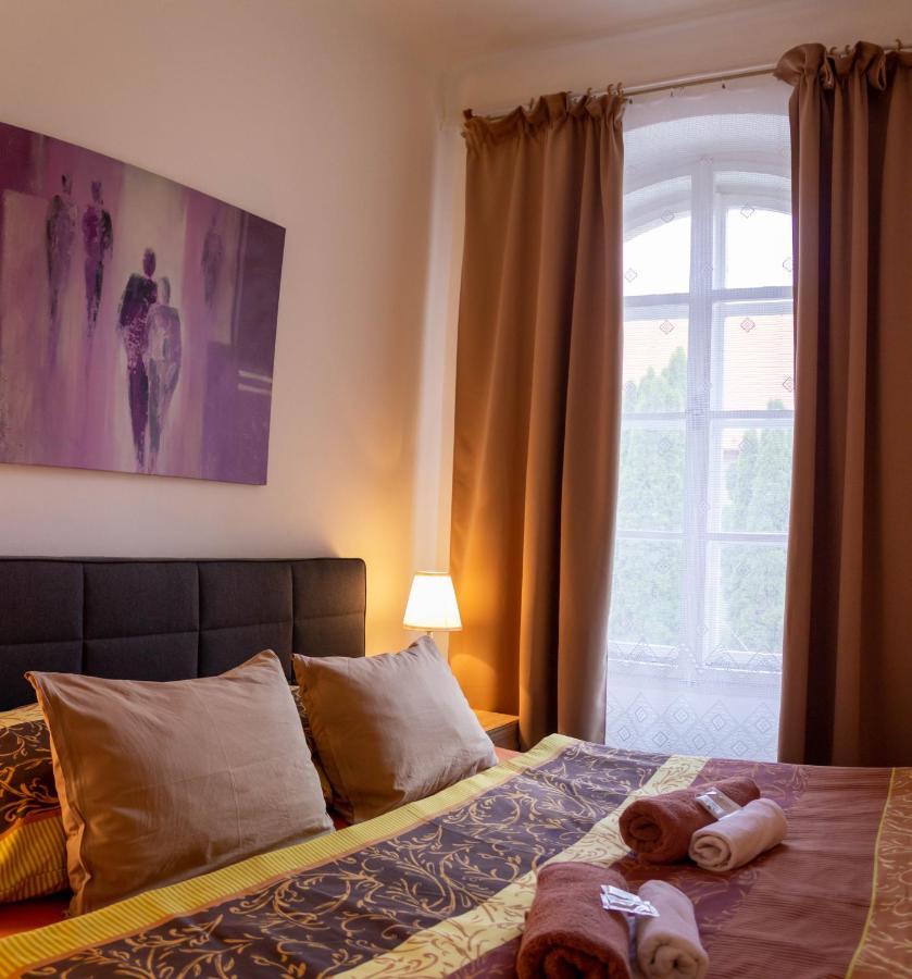 Hotel Rychta Netolice Bagian luar foto