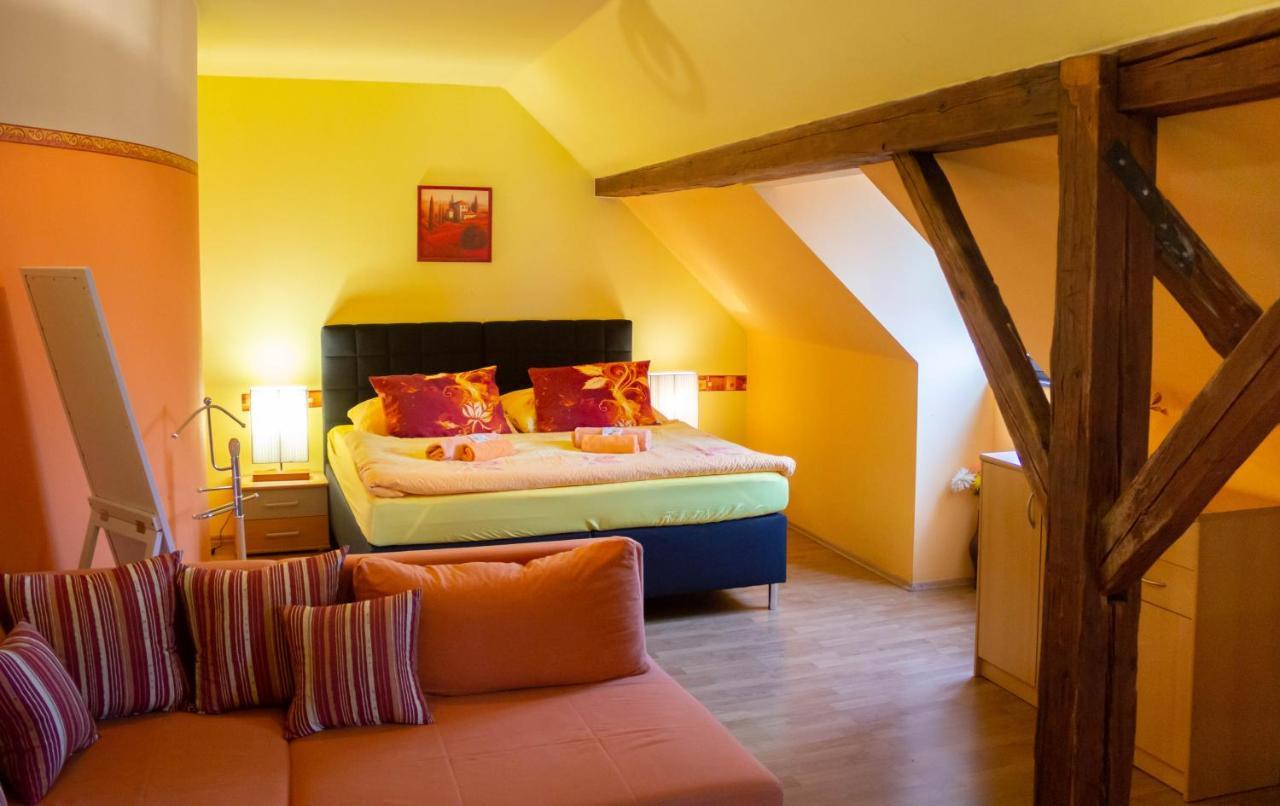 Hotel Rychta Netolice Bagian luar foto
