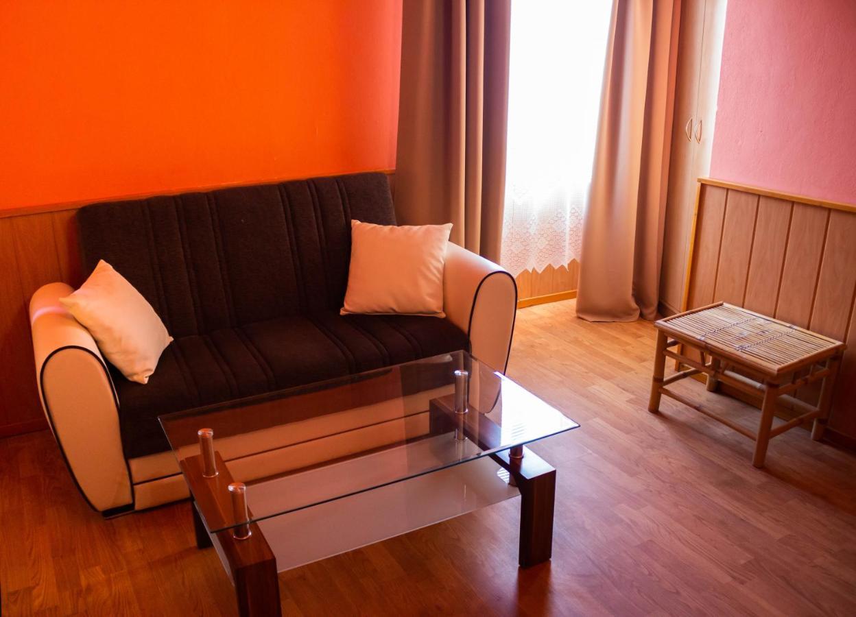 Hotel Rychta Netolice Bagian luar foto