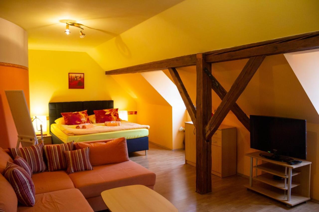 Hotel Rychta Netolice Bagian luar foto