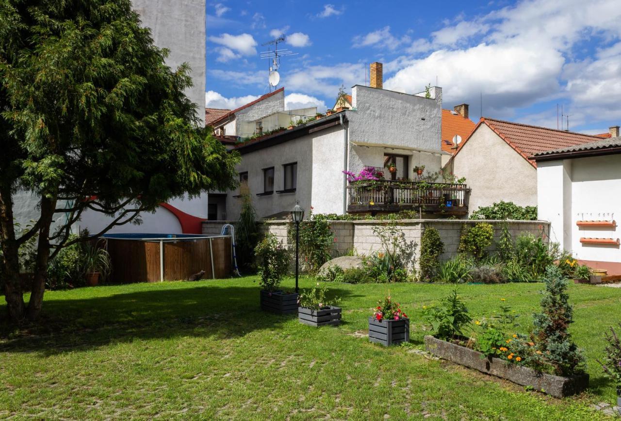Hotel Rychta Netolice Bagian luar foto