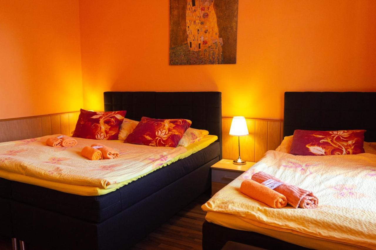 Hotel Rychta Netolice Bagian luar foto