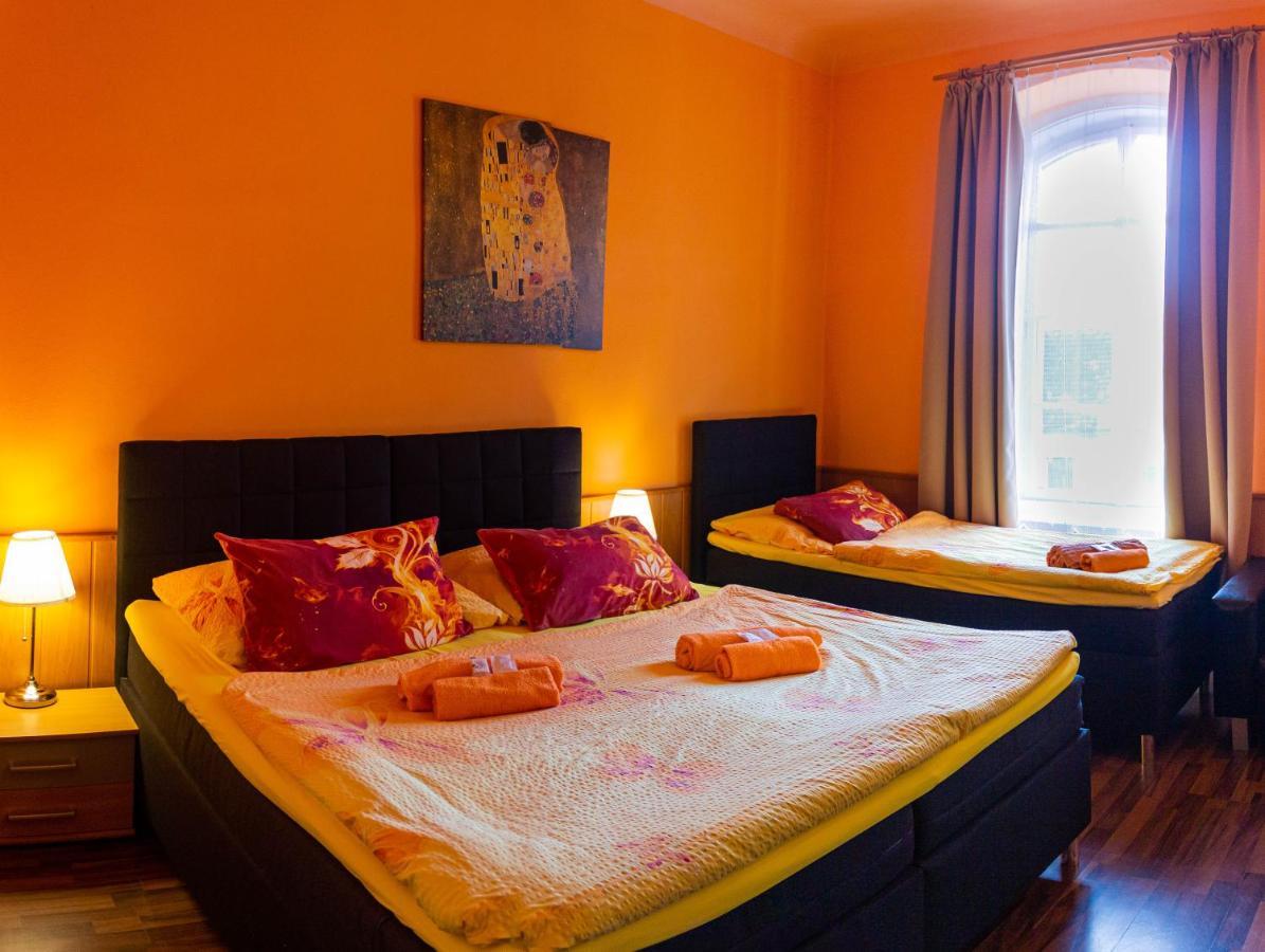 Hotel Rychta Netolice Bagian luar foto
