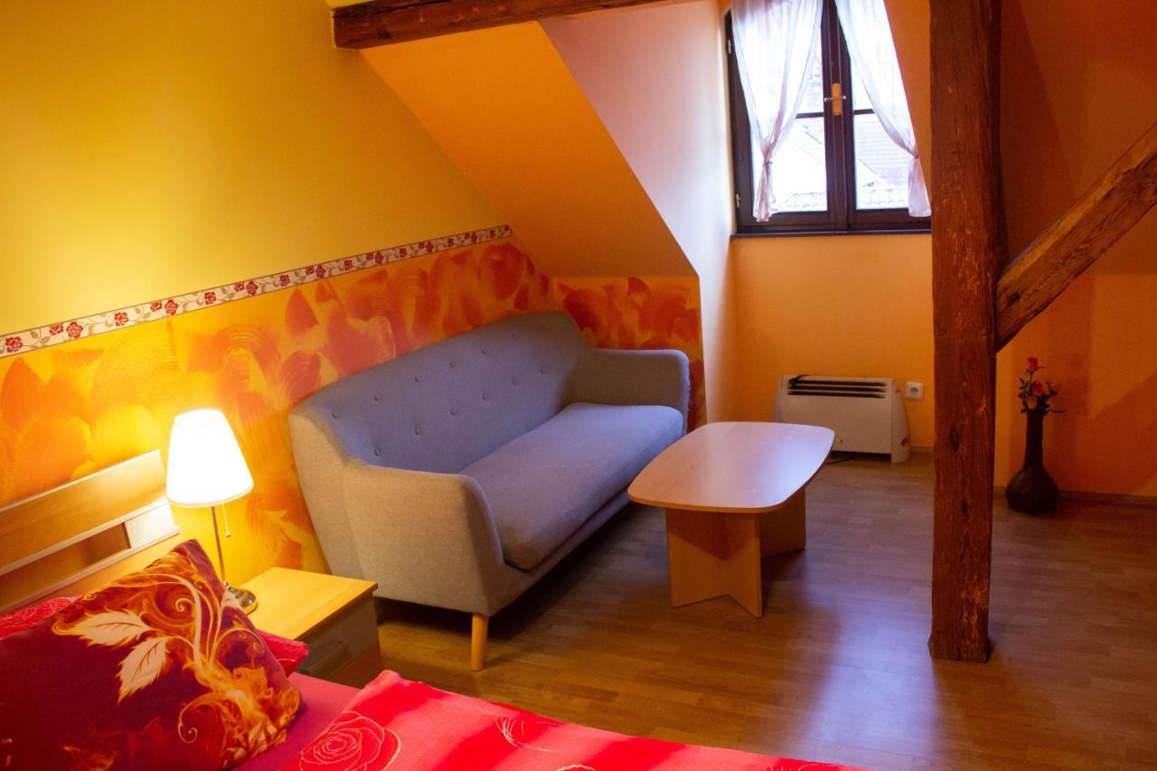 Hotel Rychta Netolice Bagian luar foto